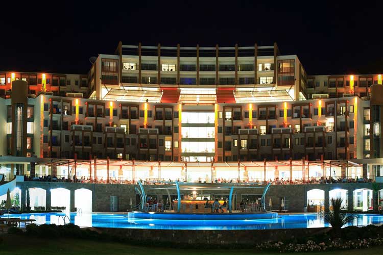 Kefaluka Resort otel görünümü